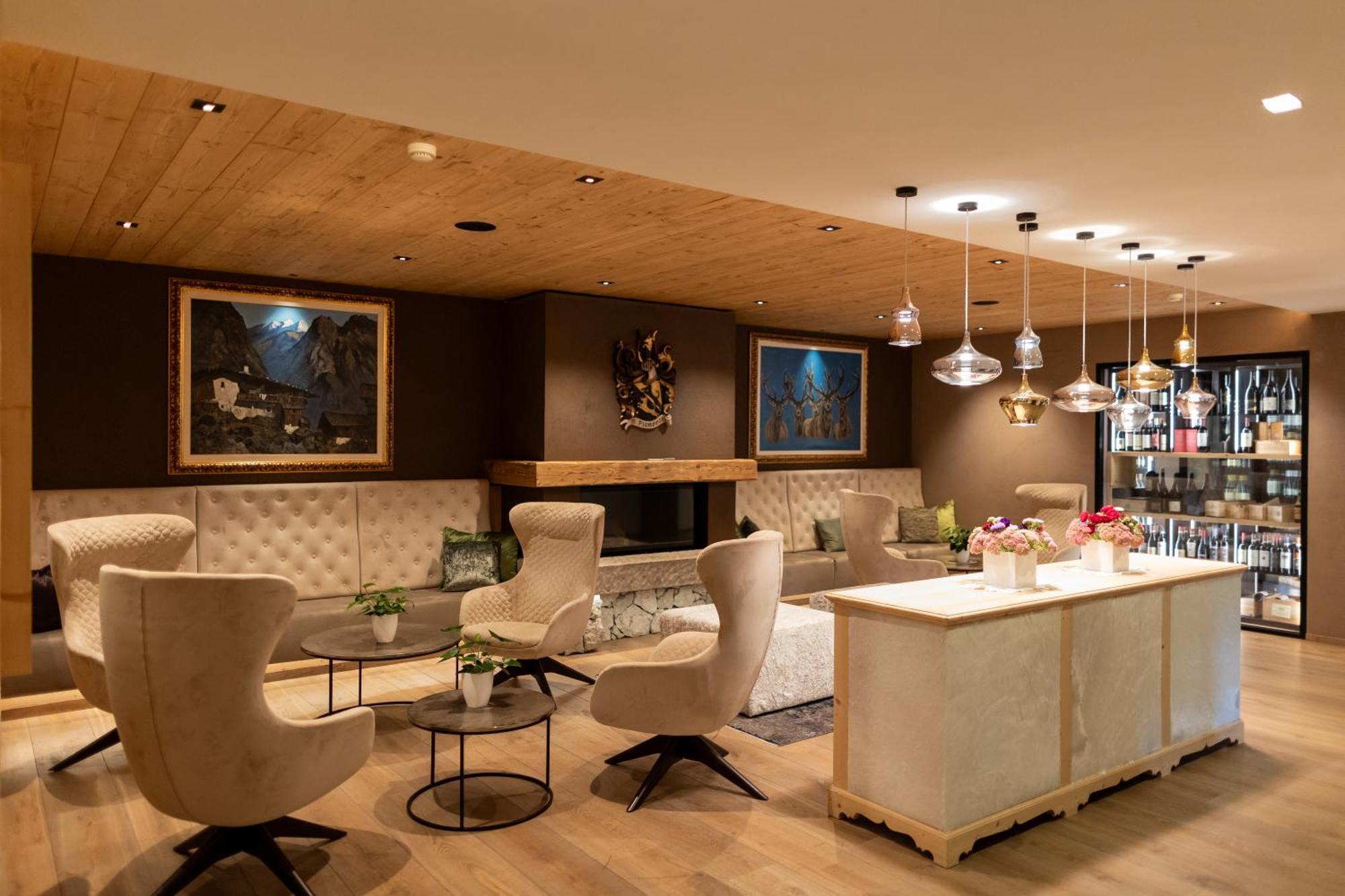 Hotel Gran Paradiso San Cassiano  Eksteriør billede