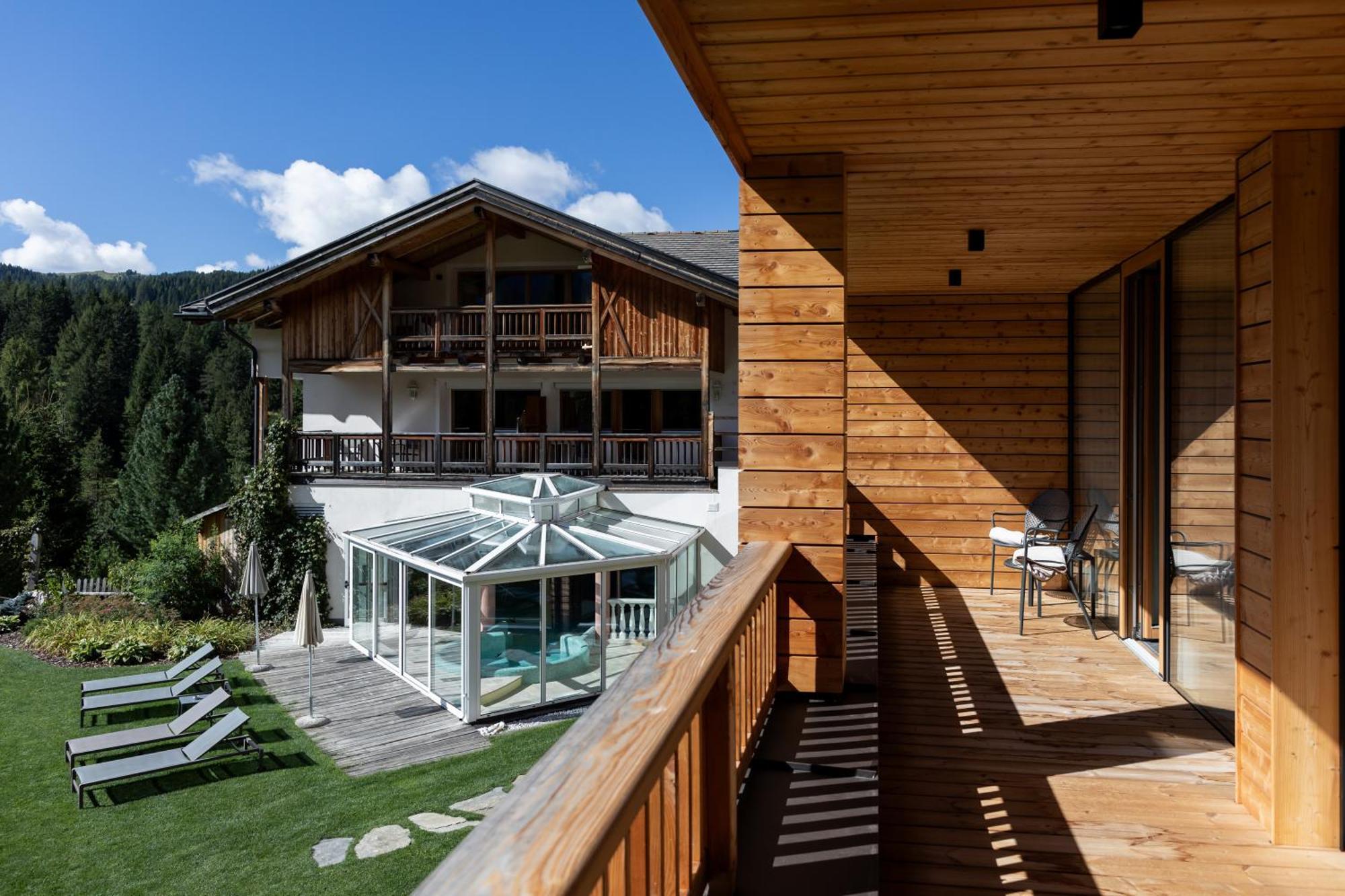Hotel Gran Paradiso San Cassiano  Eksteriør billede